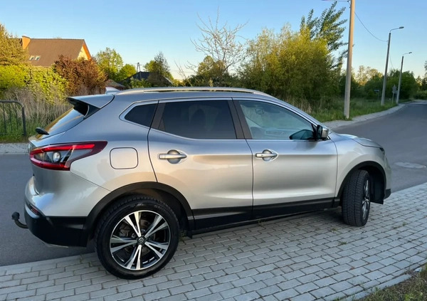 Nissan Qashqai cena 79900 przebieg: 92000, rok produkcji 2019 z Lipsko małe 781